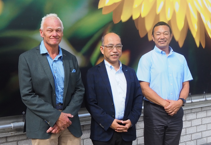 Jeroen Egtberts, Yasunori Yomo, Munenori Inagaki
