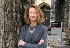 Holly Scoggins AmHort Director of Educational Programming