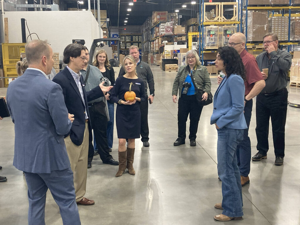 Dramm hosts USDA deputy secretary, showcases fertilizer expansion