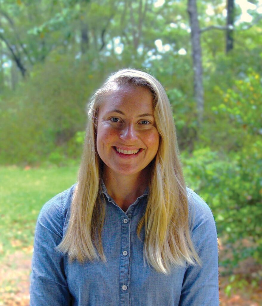 headshot of smiling woman